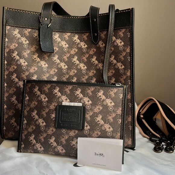 NWOT Coach Field Large Tote and Wristlet - Picture 2 of 9